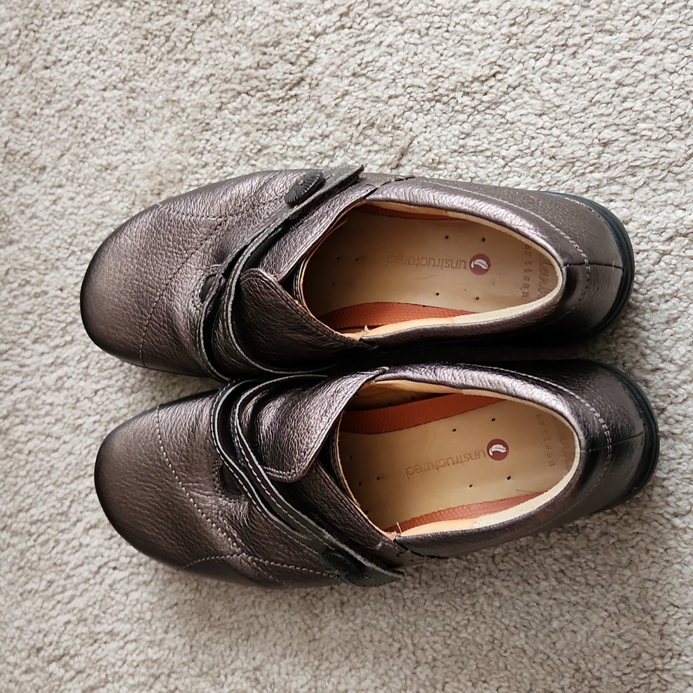 Clarks unstructured  shoes size 8m